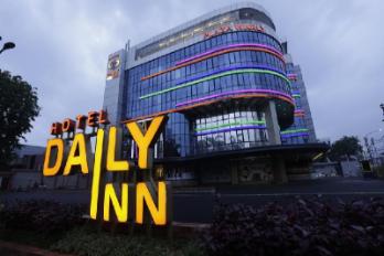 HOTEL DAILY INN